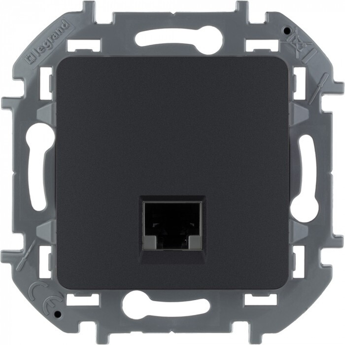 Розетка RJ-45 Legrand 673828