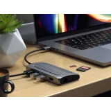 USB-концентратор Satechi ST-U4MA3M