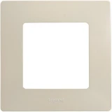 Рамка Legrand Etika 672511