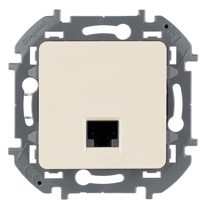 Розетка RJ-45 Legrand 673831