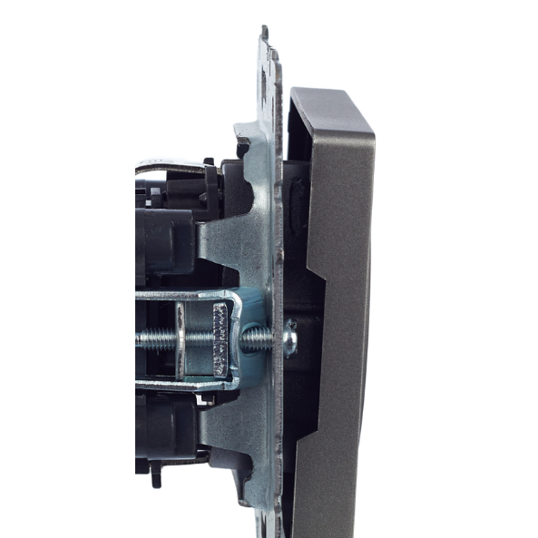 Электрическая розетка IEK BRITE BR-R14-16-K46 - фото 3