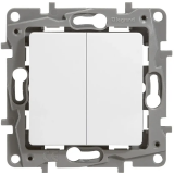 Выключатель Legrand Etika 672202