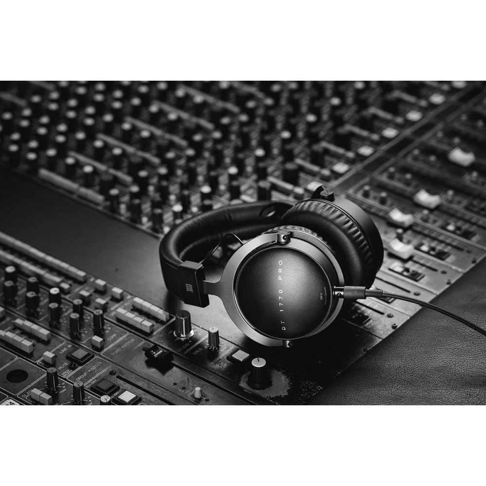 Наушники Beyerdynamic DT 1770 PRO 250 Ohm - фото 7