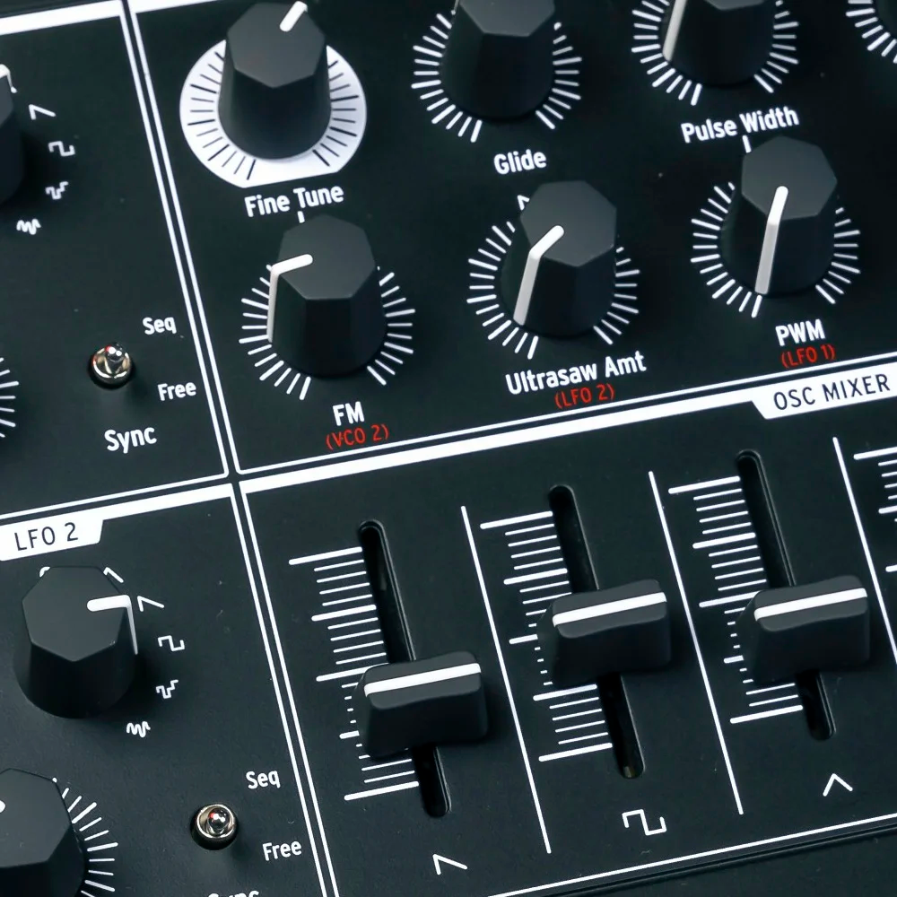 Синтезатор Arturia MiniBrute 2 Noir - 531003 - фото 4