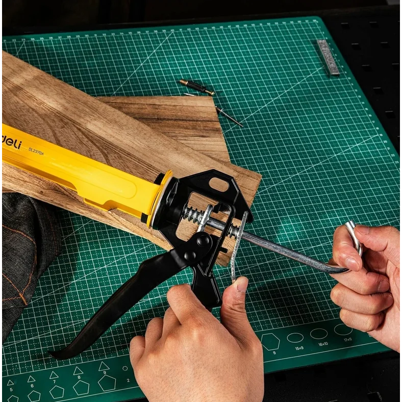 Пистолет для герметика Deli DL2370A - фото 5