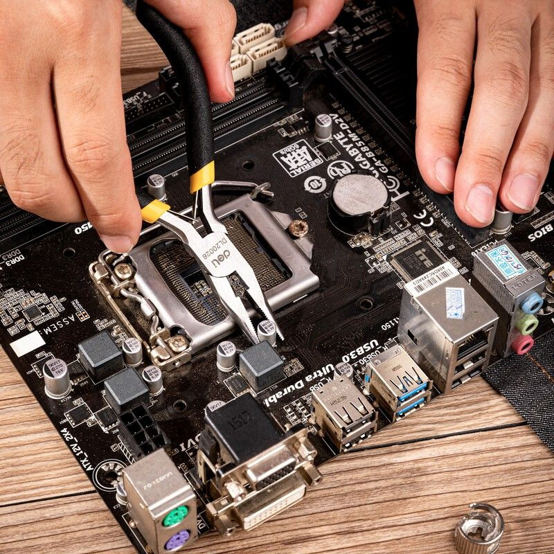 Плоскогубцы Deli DL20026 - фото 3