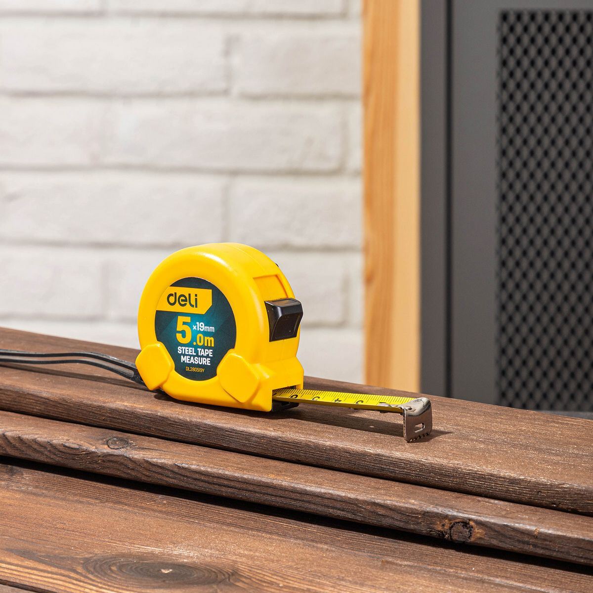 Рулетка Deli DL281025 - фото 3