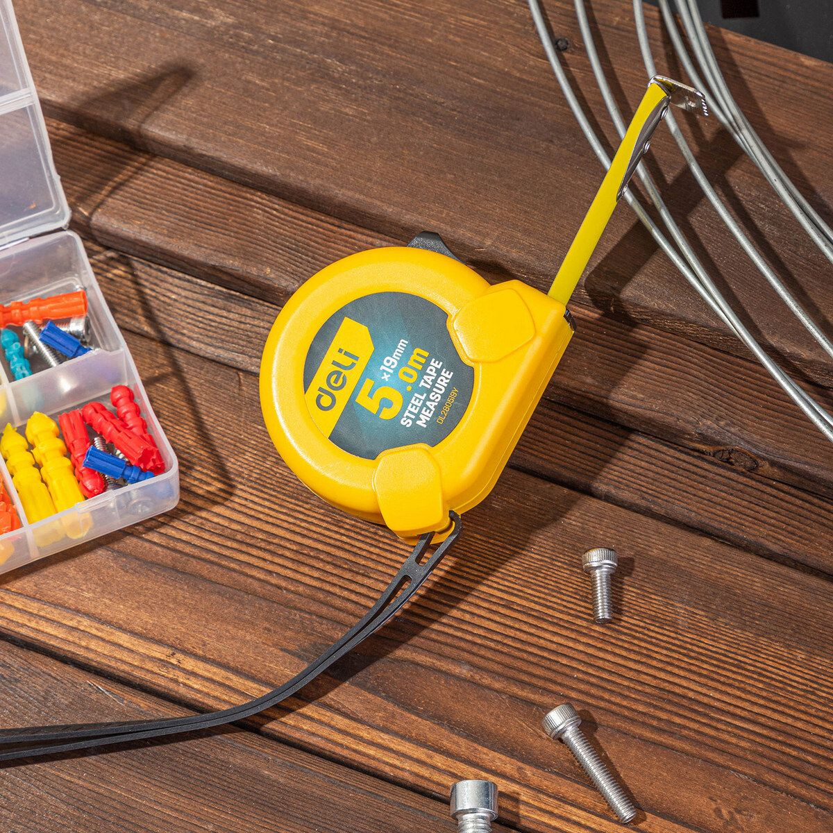 Рулетка Deli DL281025 - фото 4