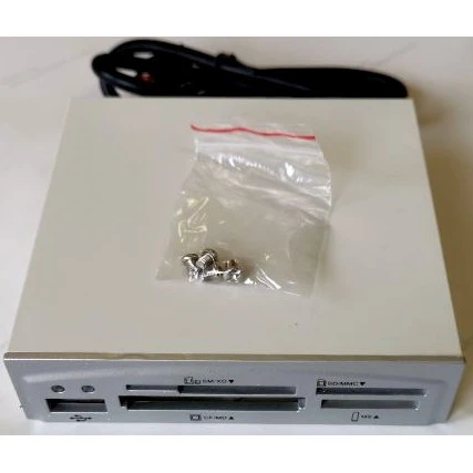 Кардридер AeroCool AT003 Silver - фото 2