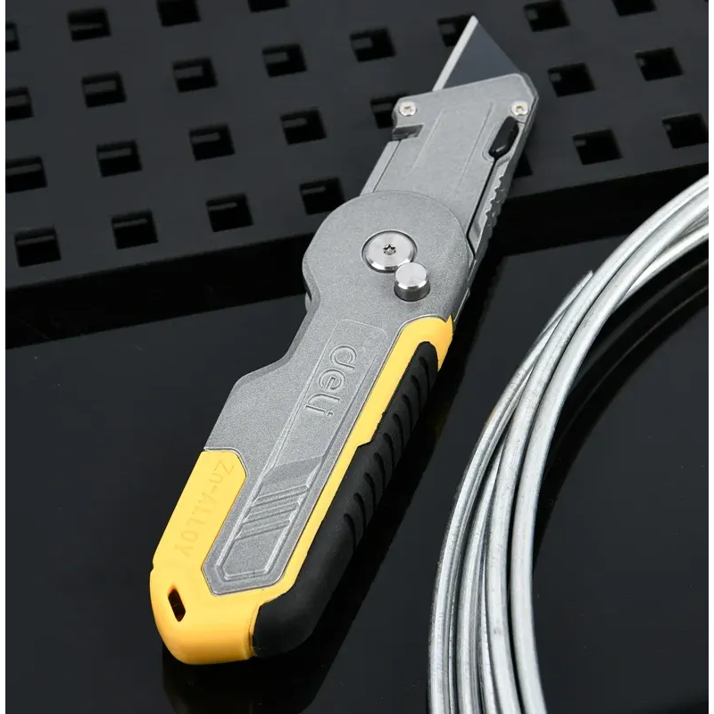 Строительный нож Deli DL007Z - фото 3