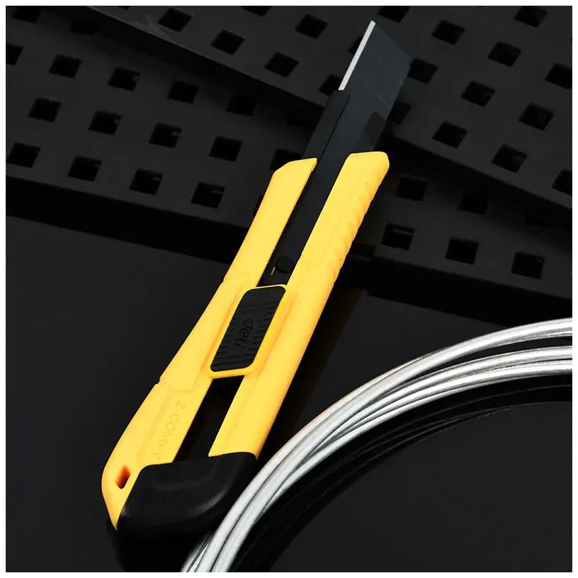 Строительный нож Deli DL018 - фото 5