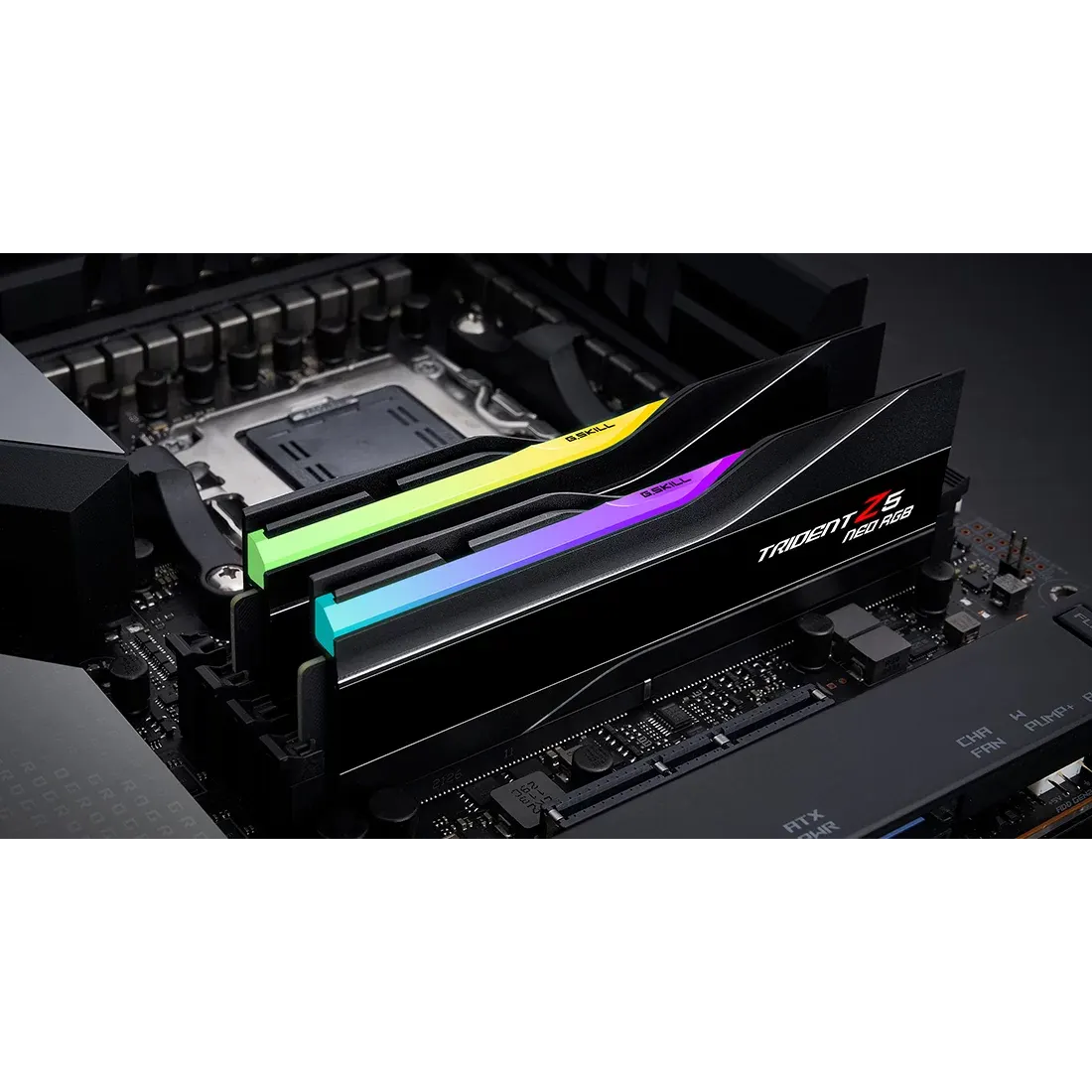 Оперативная память 32GB DDR5 6000MHz G.Skill Trident Z5 Neo RGB