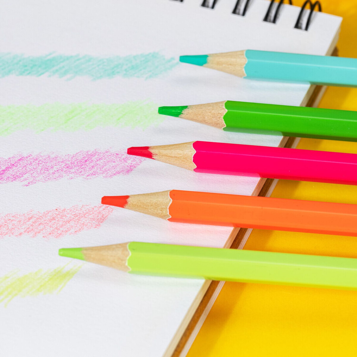 Набор карандашей Deli EC128-12 - фото 4