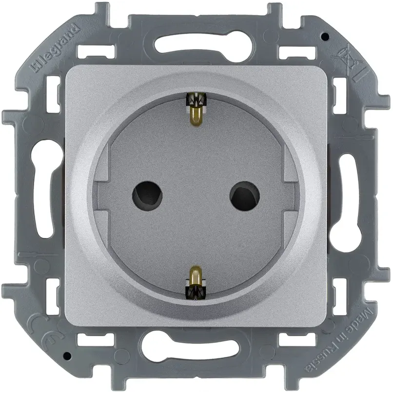 Электрическая розетка Legrand 673732