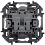 Электрическая розетка Legrand Inspiria 673713