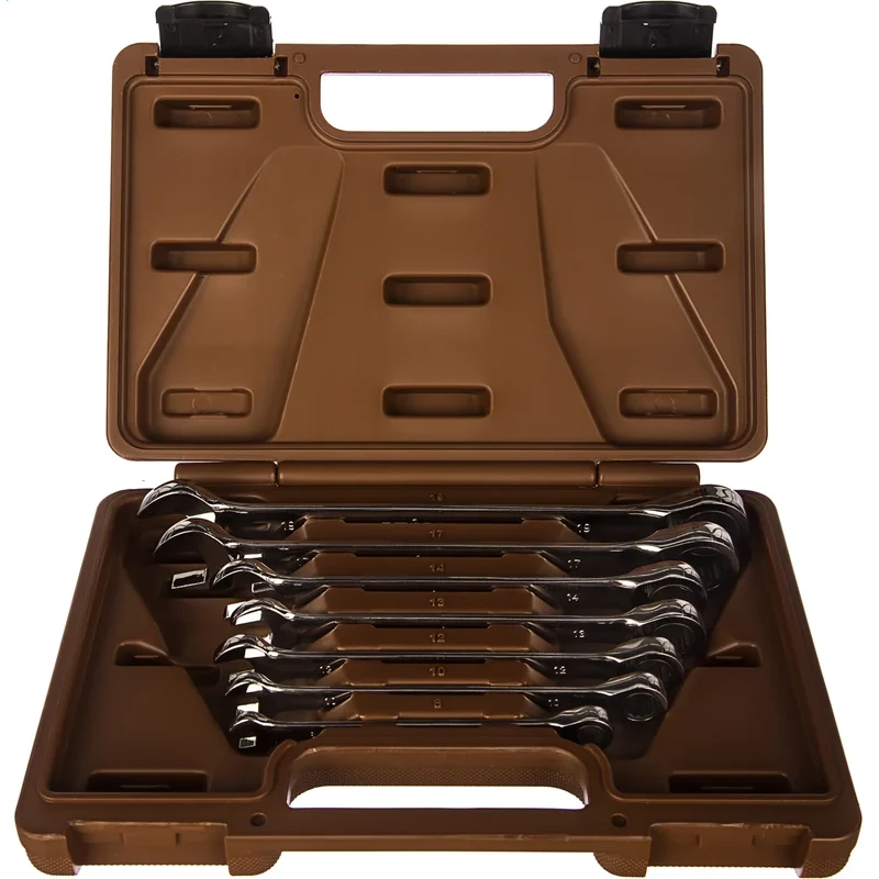 Набор гаечных ключей Ombra 935007