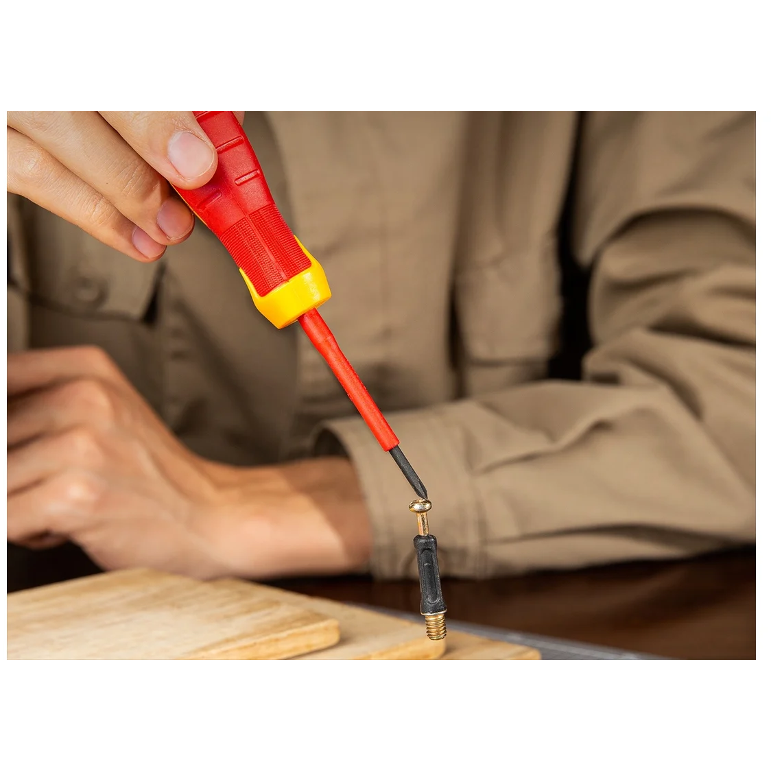 Отвёртка Deli DL513060 - фото 4