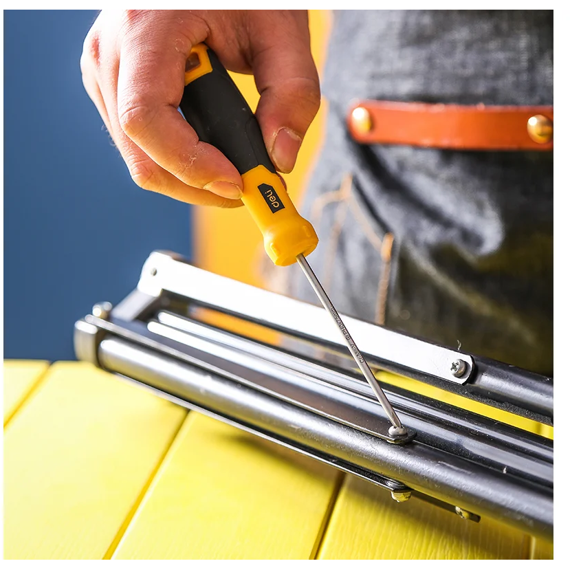 Отвёртка Deli DL6330751 - фото 3