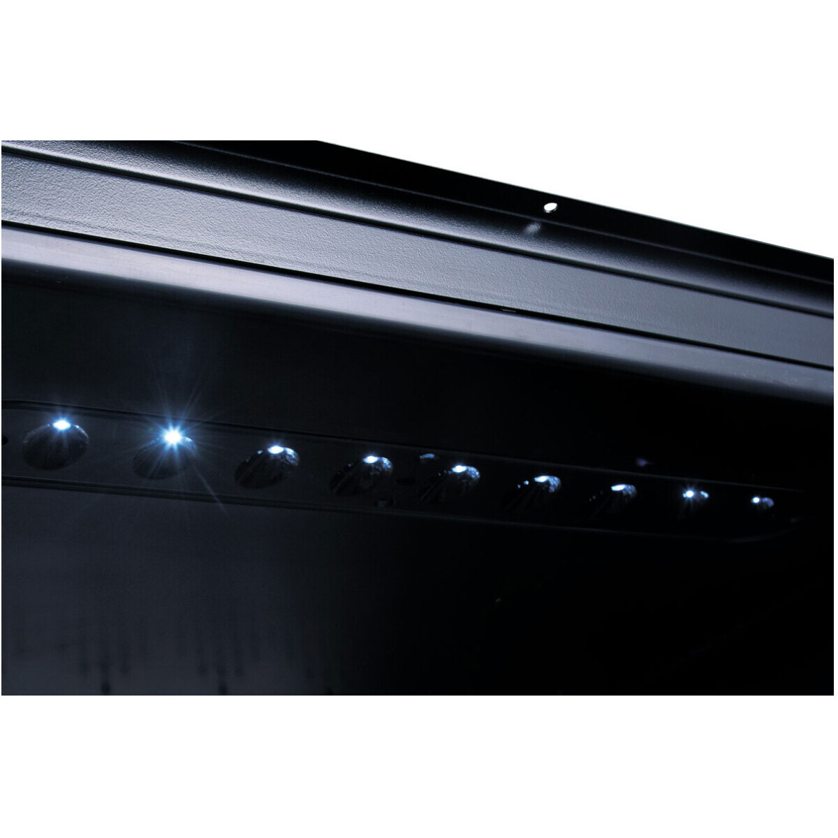 Винный шкаф Temptech SOMZ45SB - фото 6