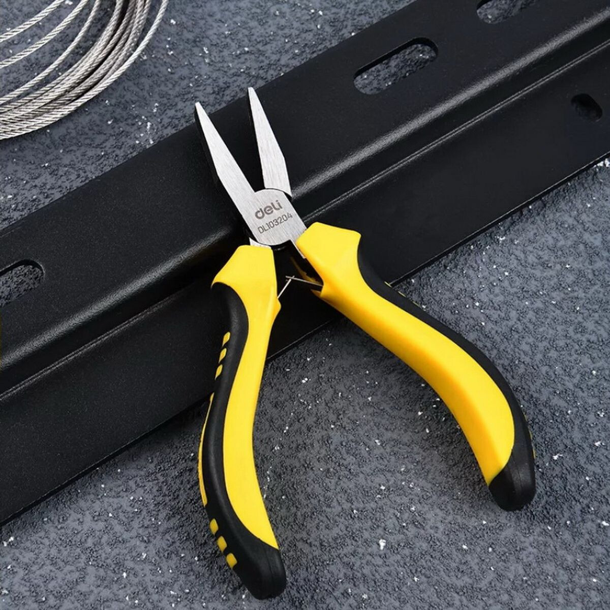 Плоскогубцы Deli DL103204 - фото 3
