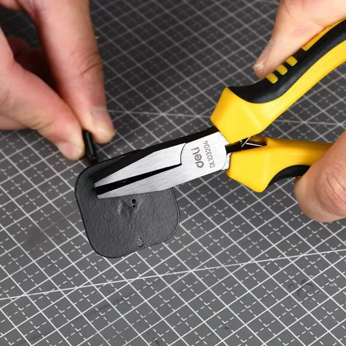 Плоскогубцы Deli DL103006 - фото 2