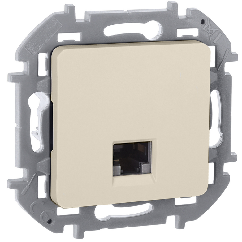 Розетка RJ-45 IEK 673826