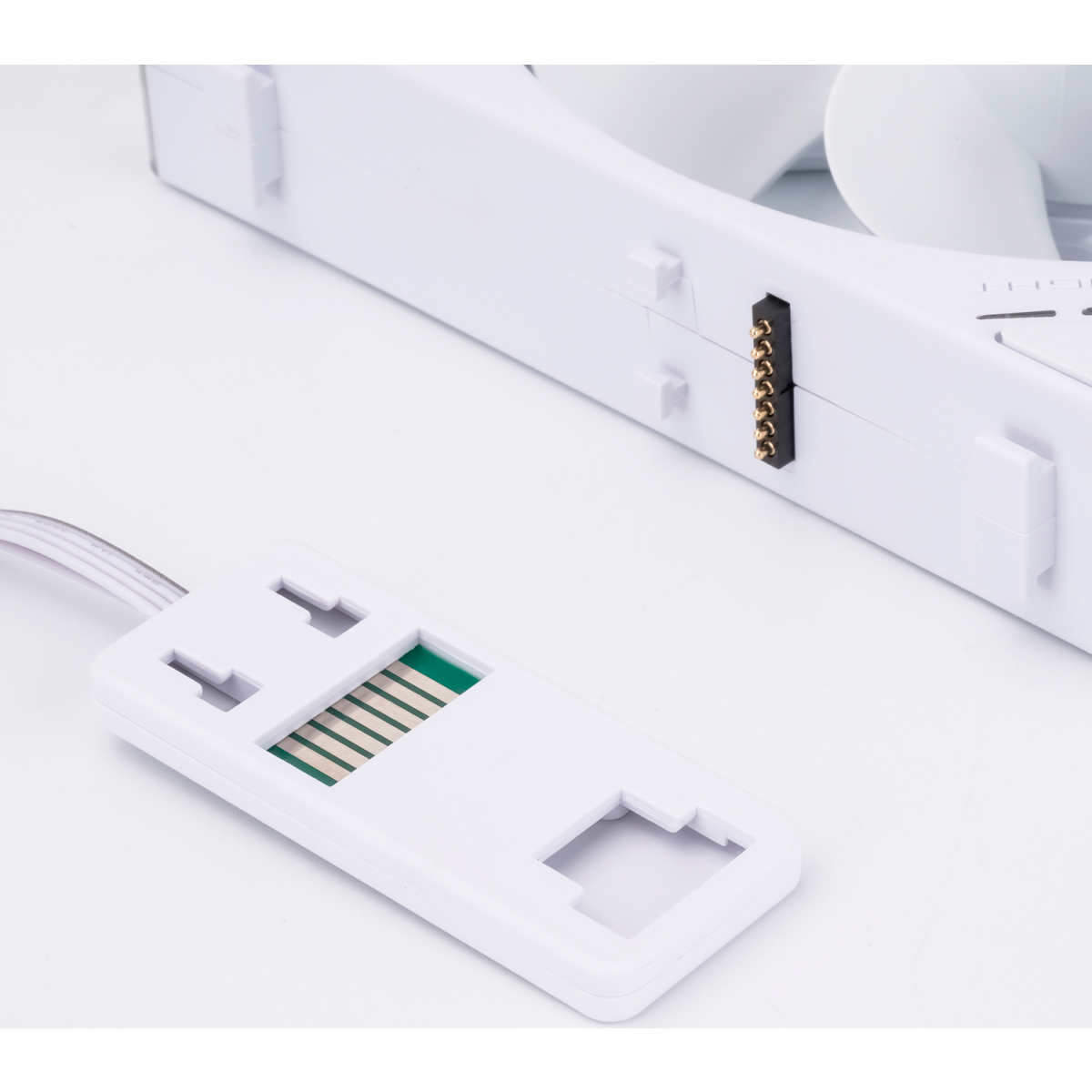 Вентилятор для корпуса Thermalright TL-M12QRW - фото 6