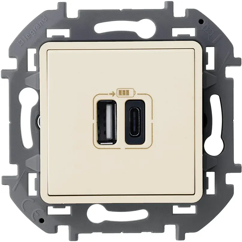 Электрическая розетка IEK Inspiria 673761