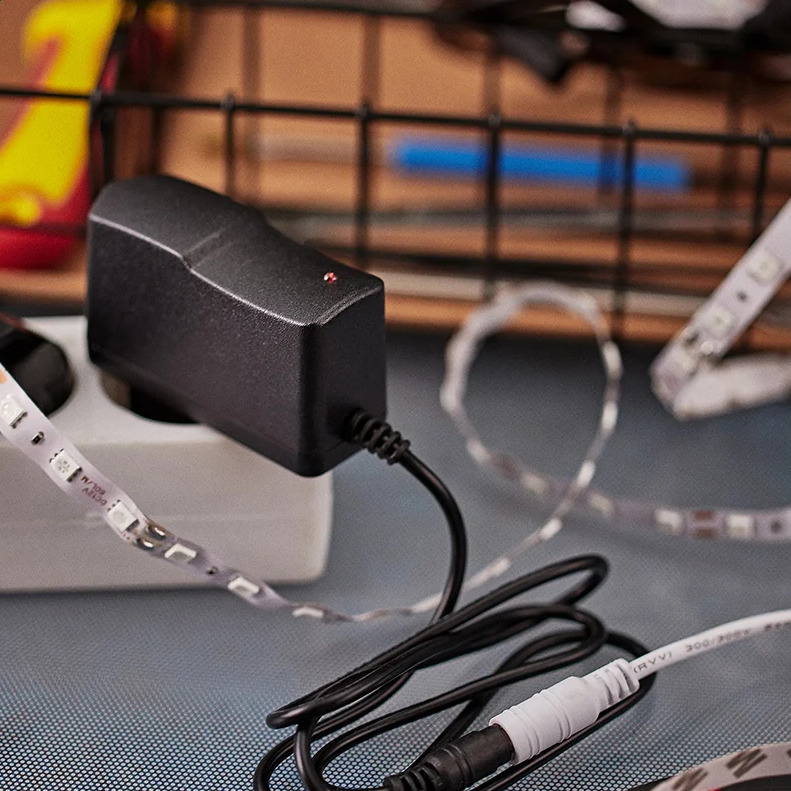 Блок питания для светодиодной ленты Rexant 200-012-5 - фото 3