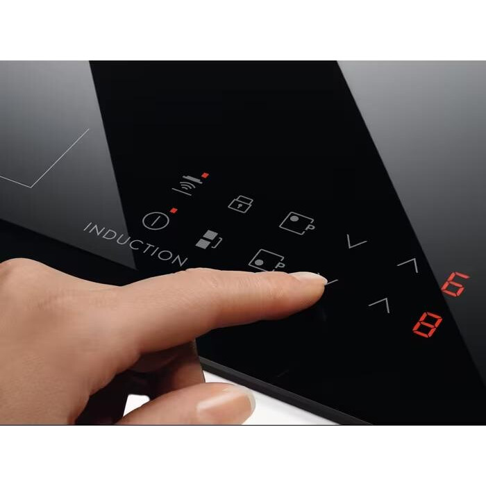 Индукционная варочная панель Electrolux CIR60433 - фото 4