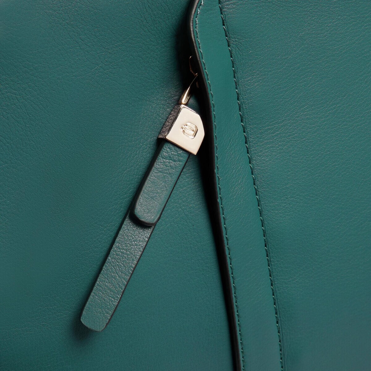 Сумка для ноутбука Piquadro Slim Women's Laptop Bag 15.6" Octanium/Avion (CA4021W92) - CA4021W92/OTAV - фото 5