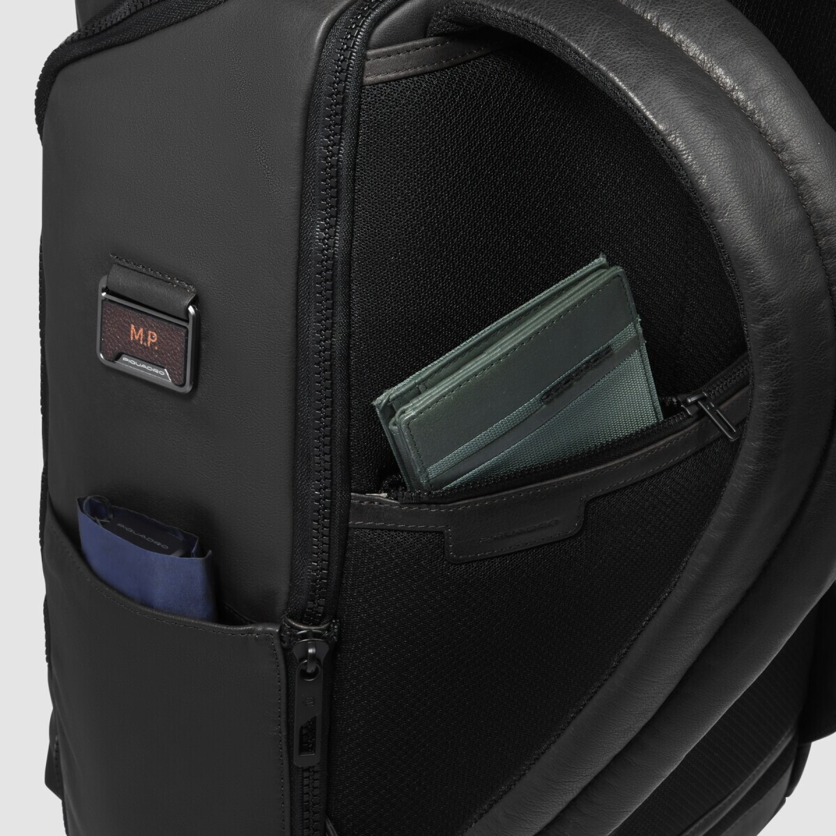 Рюкзак для ноутбука Piquadro Travel Laptop Backpack 15.6" Black (CA6645AP) - CA6645AP/N - фото 5