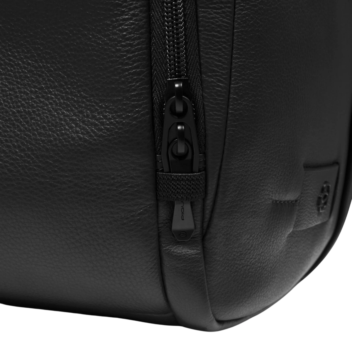 Рюкзак для ноутбука Piquadro Laptop Backpack 15.6" Black (CA6767W137/N) - фото 3