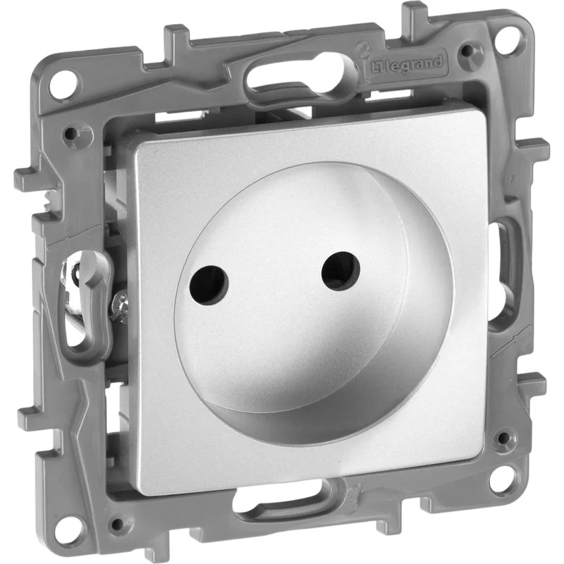 Электрическая розетка Legrand Etika 672434