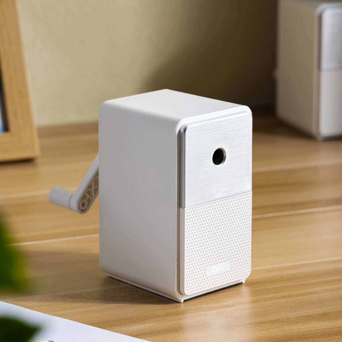 Точилка для карандашей Deli 71160 White - 71160WHITE - фото 9