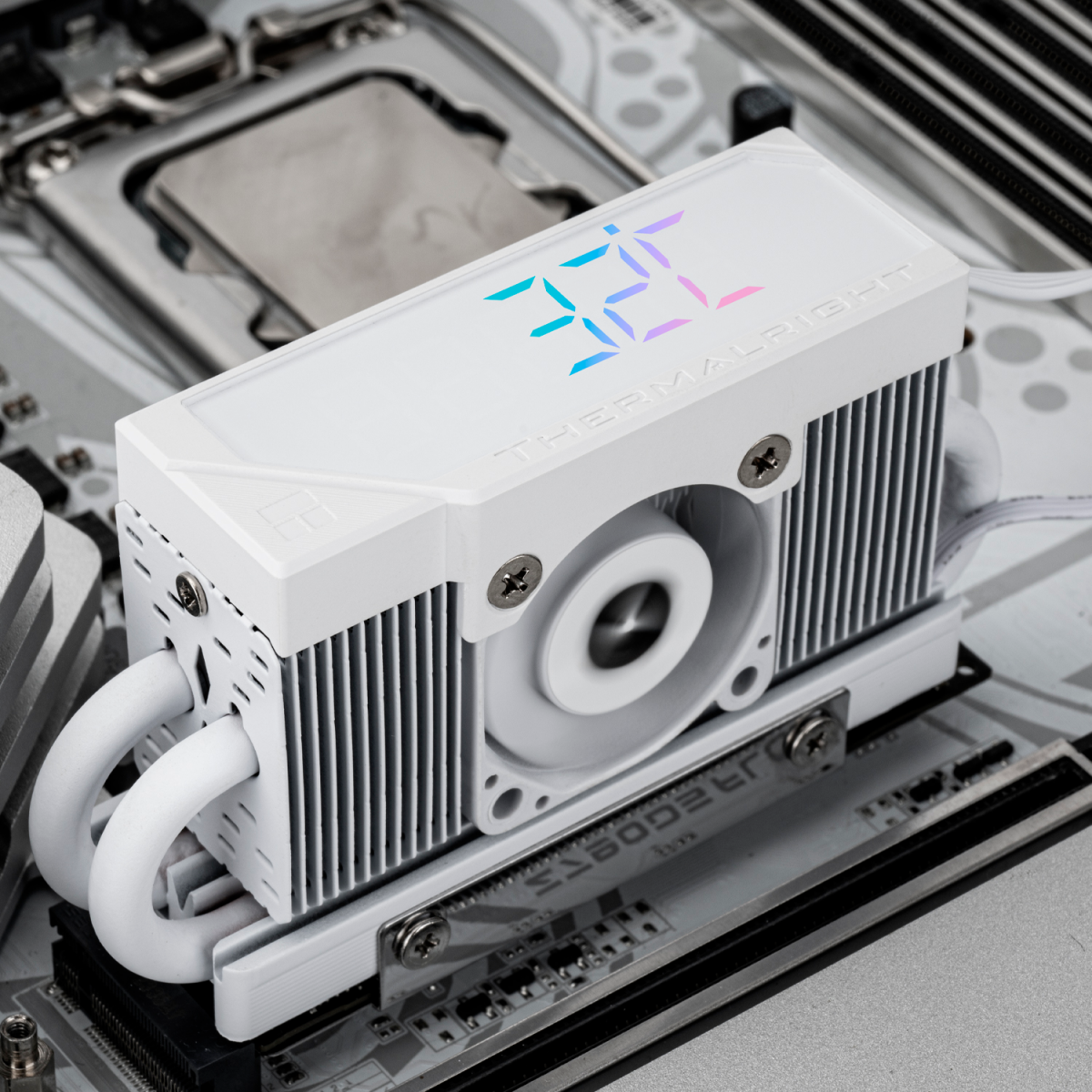 Радиатор для SSD M.2 Thermalright HR-10 Pro Digital 2280 White - TRHR10.2280.PRO.D.W - фото 6