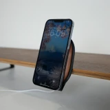 Держатель GEEK NOOK Bracket Stand for IPhone Walnut (202404220)