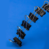 Зажим Deli EZ65 12 шт.