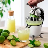 Соковыжималка Kitfort КТ-1168