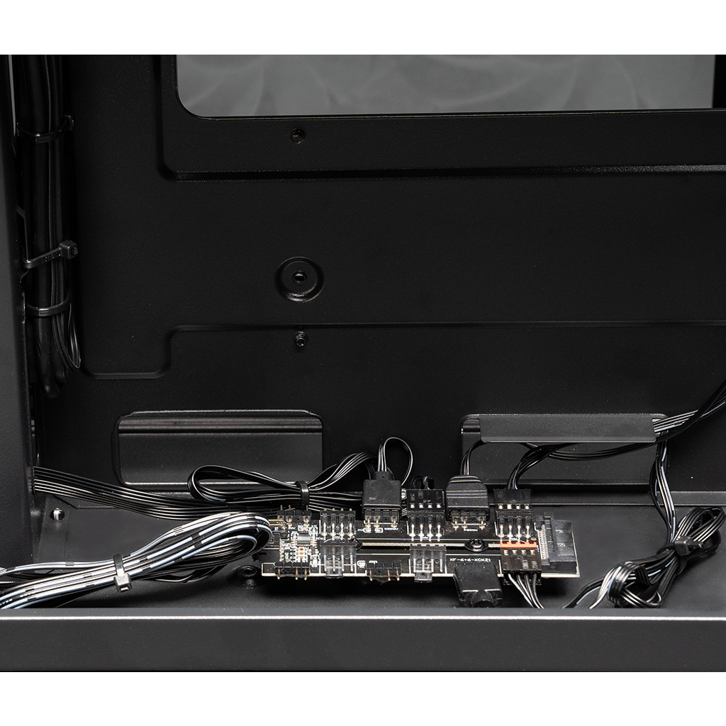 Корпус XASTRA QR500M 6ARGB-FC-C6-UC Black - QR500M-1FA36A-1FA24A-1FC12A-C6-UC - фото 9