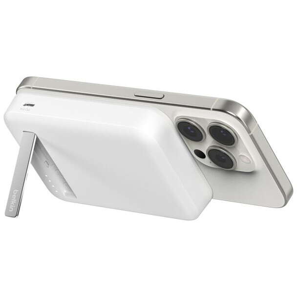 Внешний аккумулятор Belkin BoostCharge Pro Magnetic Power Bank with Qi2 15W 8K White - BPD007btWH - фото 3