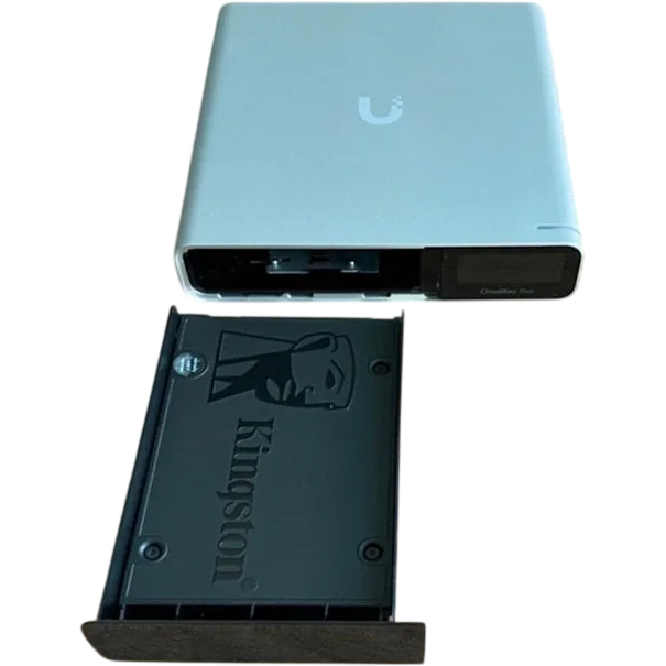 Контроллер Ubiquiti UniFi Cloud Key Gen2 Plus SSD - UCK-G2-SSD - фото 6