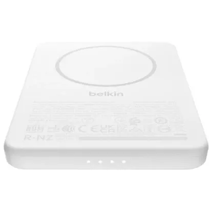 Внешний аккумулятор Belkin BoostCharge Slim Magnetic Power Bank 5K White - BPD010hqWH - фото 6