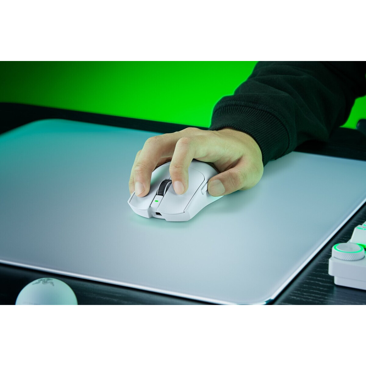 Мышь Razer Viper V4 Pro White - RZ01-05630200-R3G1 - фото 10