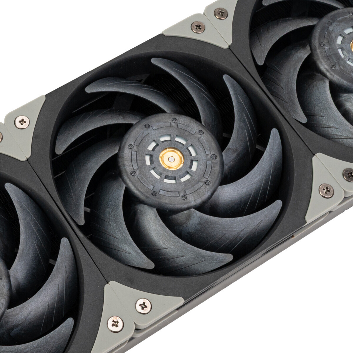 Система жидкостного охлаждения Silverstone XE360PD - G53XE360PD00020 - фото 6