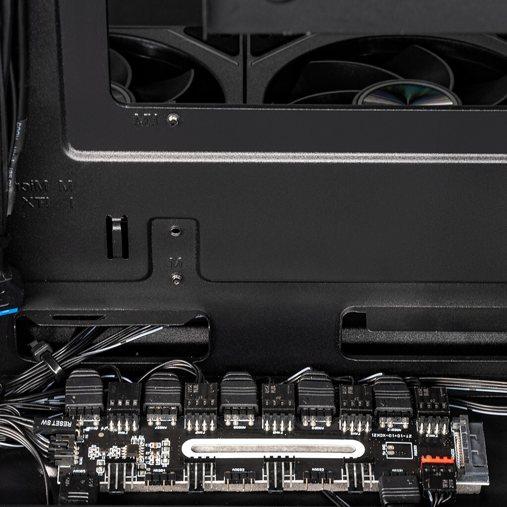 Корпус XASTRA QW505M 6ARGB-FN-C10 Black - QW505M-6FN12A-C10 - фото 11