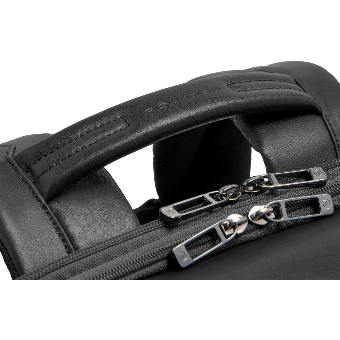Рюкзак для ноутбука Piquadro Two-Compartment Leather 15.6" Black (CA7181W143/N) - фото 6