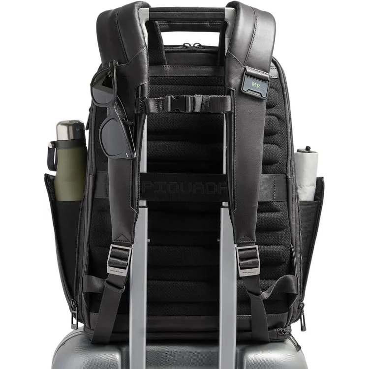Рюкзак для ноутбука Piquadro Two-Compartment Leather 15.6" Black (CA7181W143/N) - фото 10