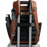 Рюкзак для ноутбука Piquadro Leather 15.6" with Wireless Charging Tobacco (CA7182W143/CU)