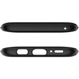 Чехол Spigen 592CS22833